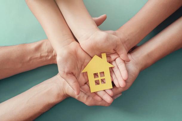 When Should Someone With Dementia Go into a Care Home?